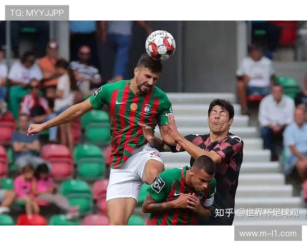 阿贾克斯与兹沃勒激战正酣 荷甲新赛季精彩对决一触即发