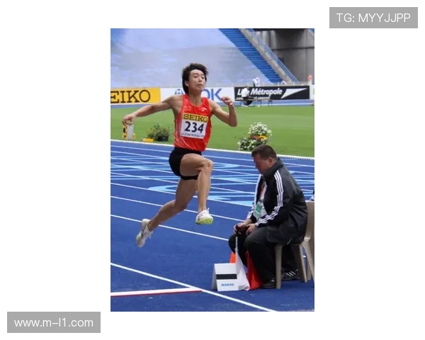 技术分析显示：冠军选手触壁瞬间手臂伸展角度优化5度